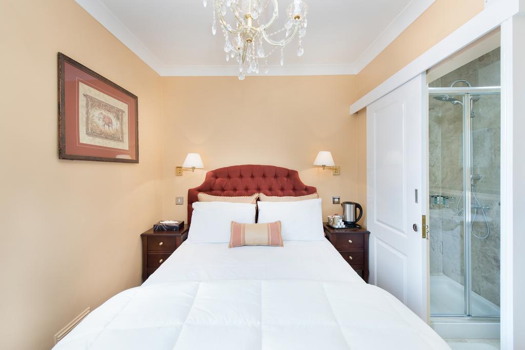 London Residence Екстериор снимка