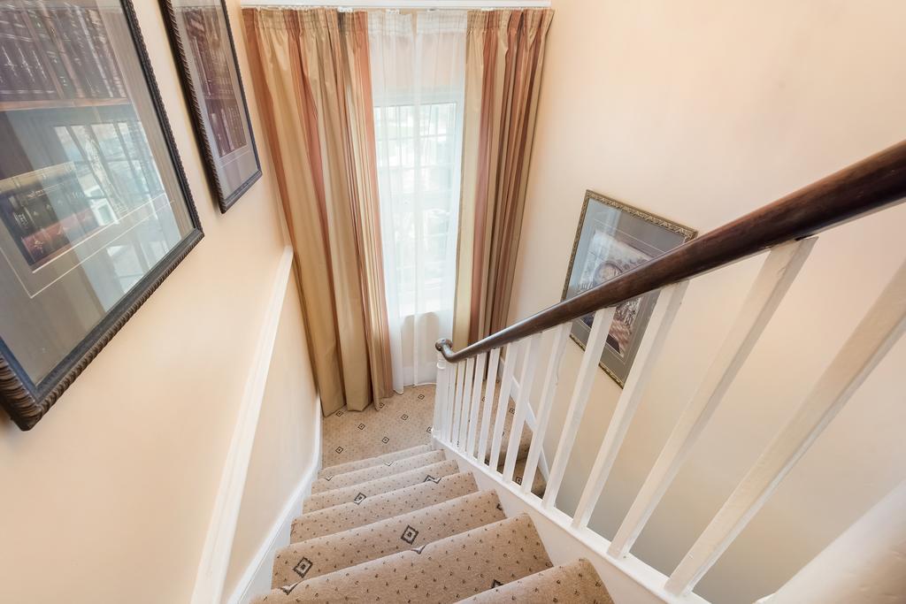 London Residence Екстериор снимка